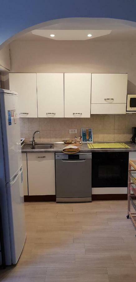 Location Saisonniere Lägenhet Menton Exteriör bild