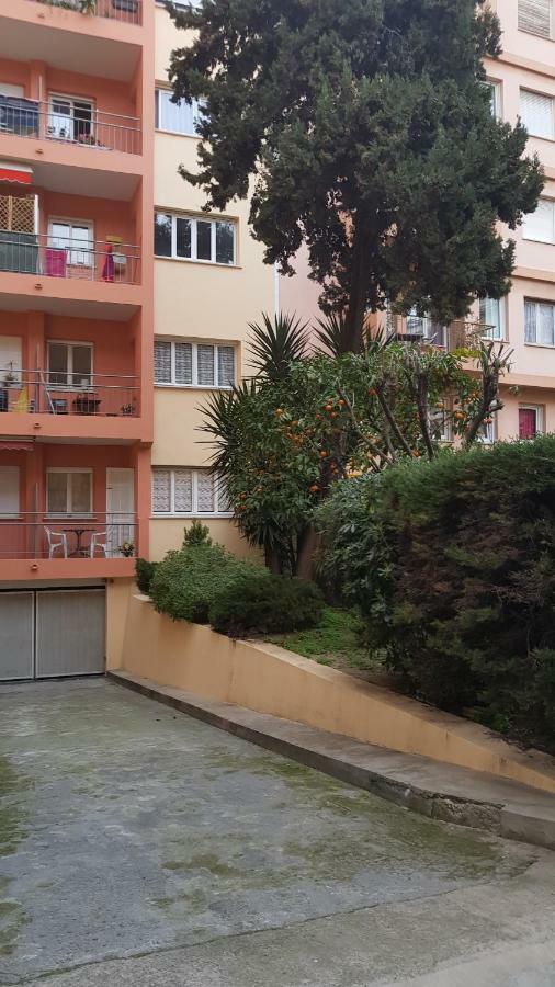 Location Saisonniere Lägenhet Menton Exteriör bild